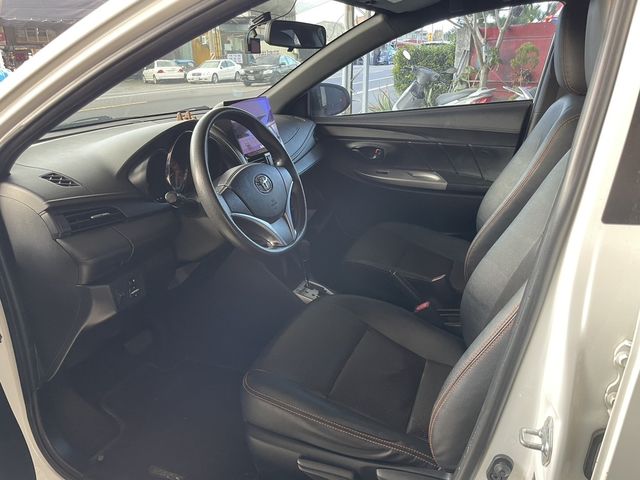 TOYOTA豐田 YARIS  第6張相片
