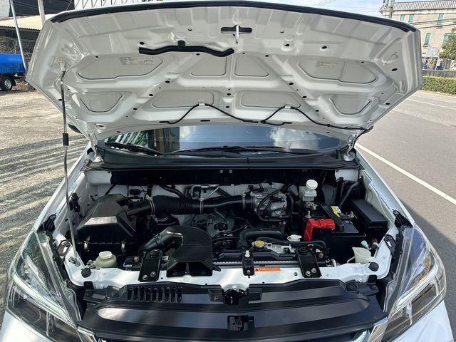 MITSUBISHI三菱 ZINGER  第10張相片