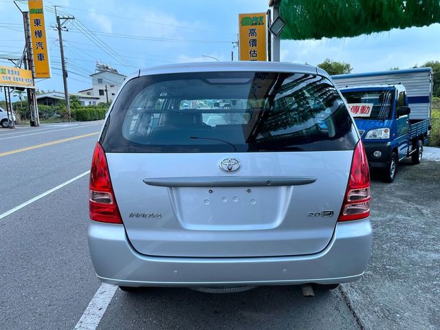 TOYOTA豐田 INNOVA  第4張相片