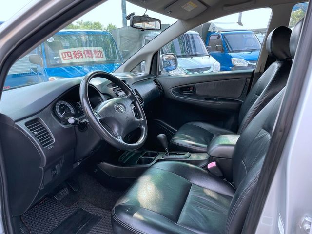 TOYOTA豐田 INNOVA  第6張相片