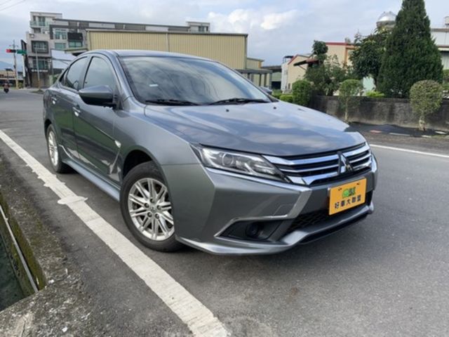 MITSUBISHI三菱 LANCER  第3張相片
