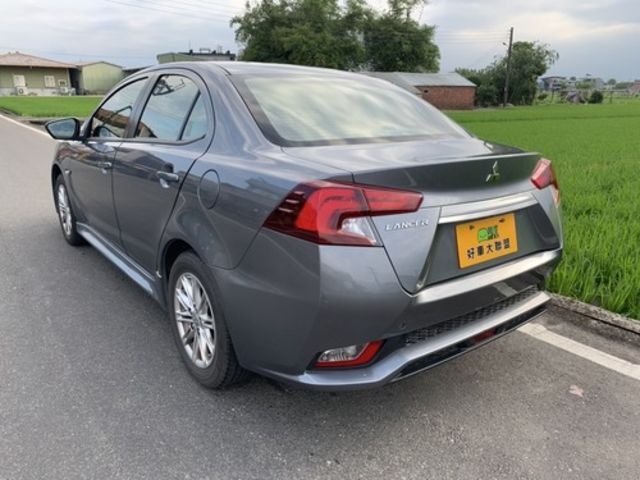 MITSUBISHI三菱 LANCER  第4張相片