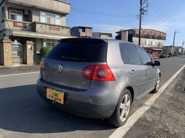 VOLKSWAGEN福斯 GOLF  第2張相片