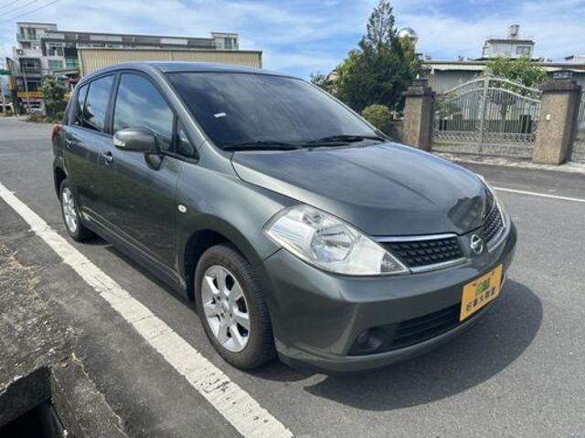 NISSAN日產 TIIDA  第3張相片