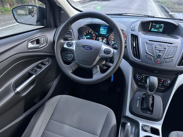 FORD福特 KUGA  第14張相片