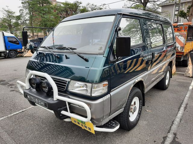 Delica mitsubishi грузовик