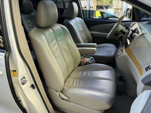 TOYOTA豐田 PREVIA  第8張相片