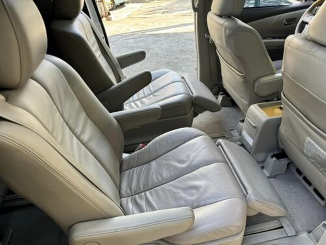 TOYOTA豐田 PREVIA  第10張相片