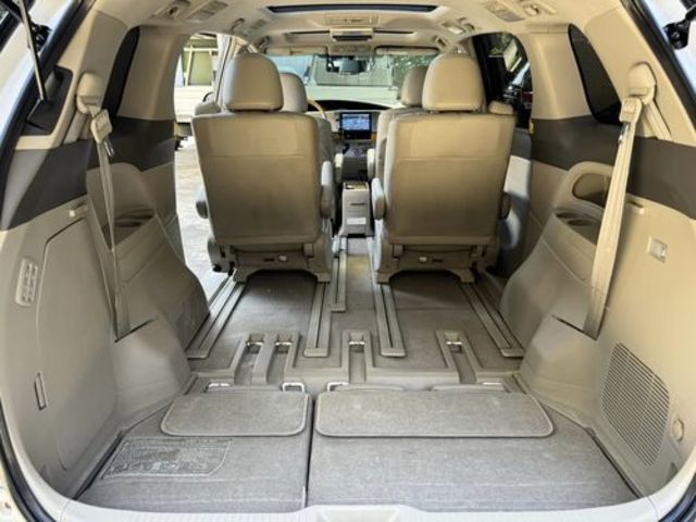 TOYOTA豐田 PREVIA  第14張相片
