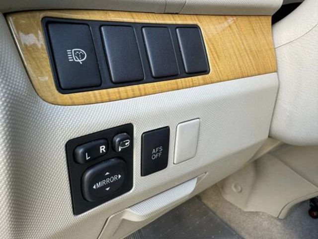 TOYOTA豐田 PREVIA  第17張相片