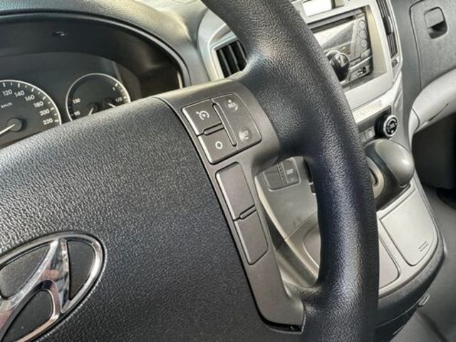 HYUNDAI現代 STAREX  第6張相片