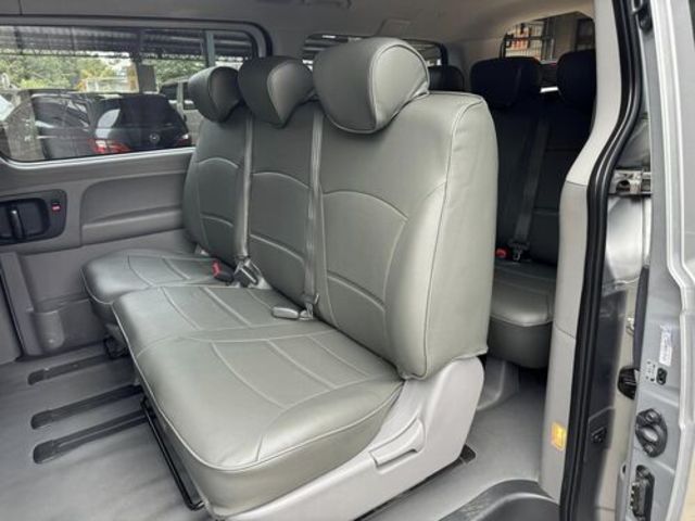 HYUNDAI現代 STAREX  第15張相片