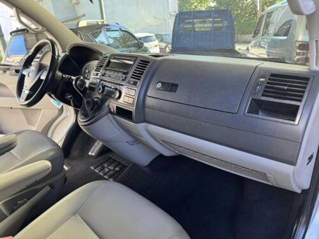 VOLKSWAGEN福斯 T5 CARAVELLE  第7張相片