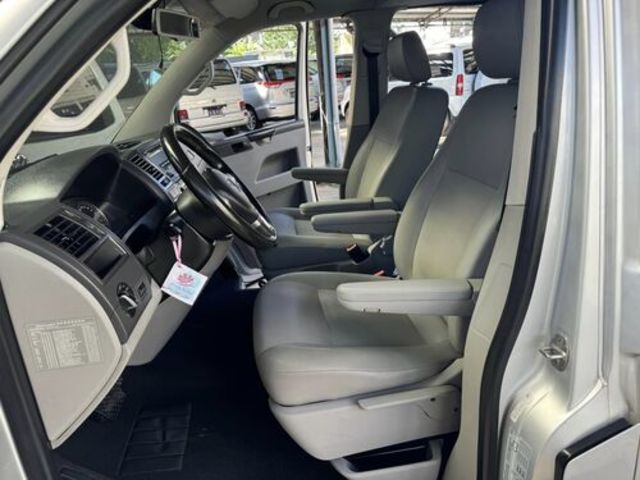 VOLKSWAGEN福斯 T5 CARAVELLE  第9張相片