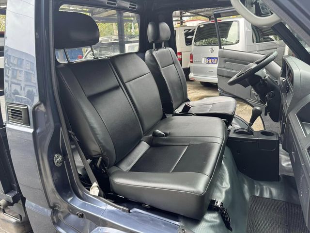 MITSUBISHI三菱 DELICA  第9張相片