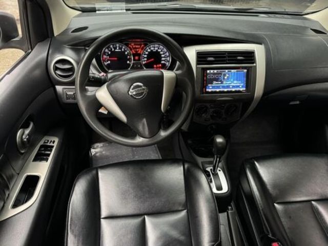 NISSAN日產 LIVINA  第7張相片