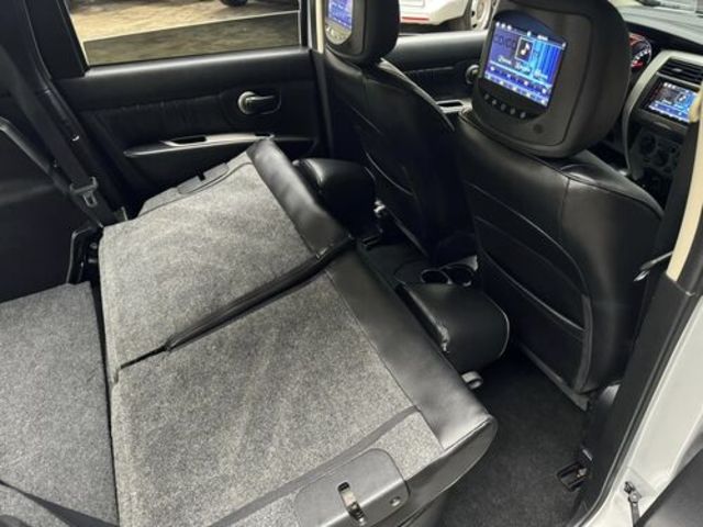 NISSAN日產 LIVINA  第12張相片