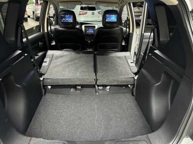 NISSAN日產 LIVINA  第14張相片