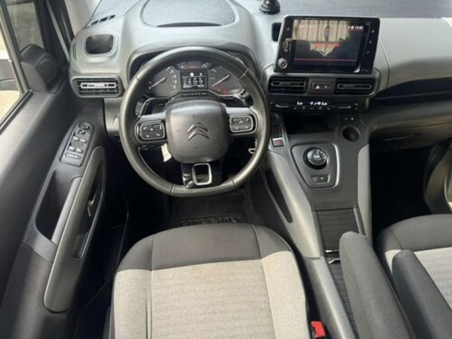CITROEN雪鐵龍 BERLINGO  第18張相片