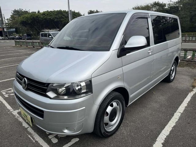 VOLKSWAGEN福斯 T5 CARAVELLE  第1張相片