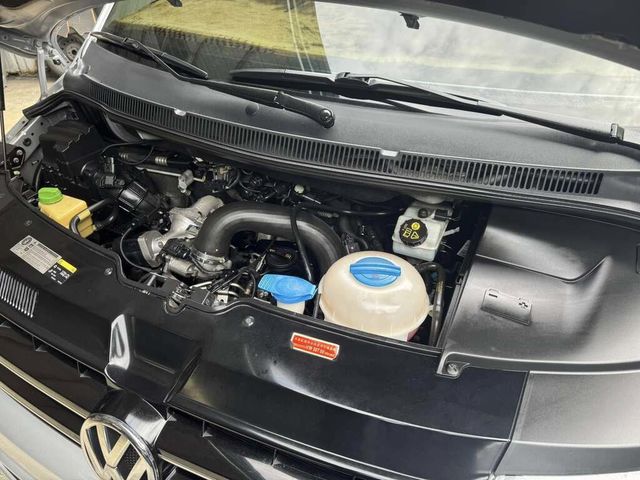 VOLKSWAGEN福斯 T5 CARAVELLE  第8張相片