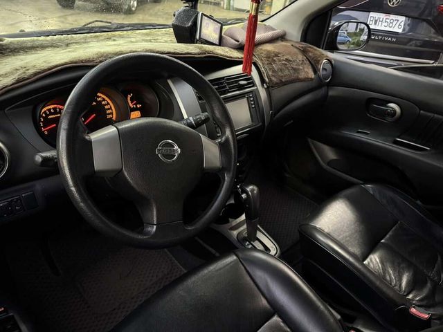 NISSAN日產 LIVINA  第3張相片