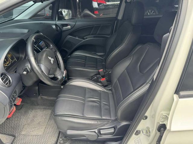 MITSUBISHI三菱 COLT PLUS  第1張相片