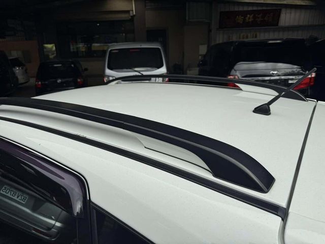 MITSUBISHI三菱 COLT PLUS  第8張相片