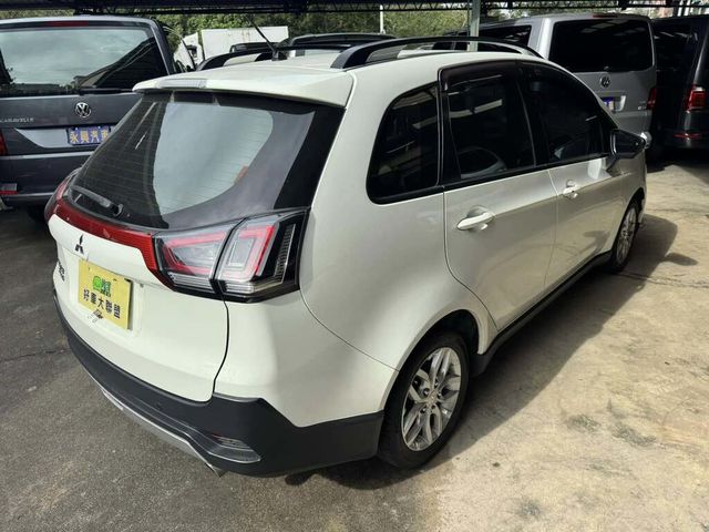 MITSUBISHI三菱 COLT PLUS  第18張相片