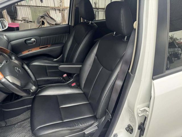 NISSAN日產 LIVINA  第6張相片