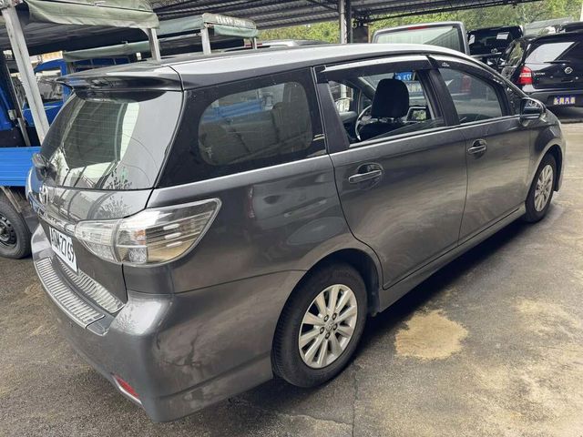TOYOTA豐田 WISH  第9張相片