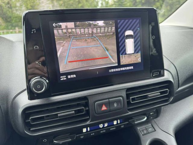 CITROEN雪鐵龍 BERLINGO  第3張相片