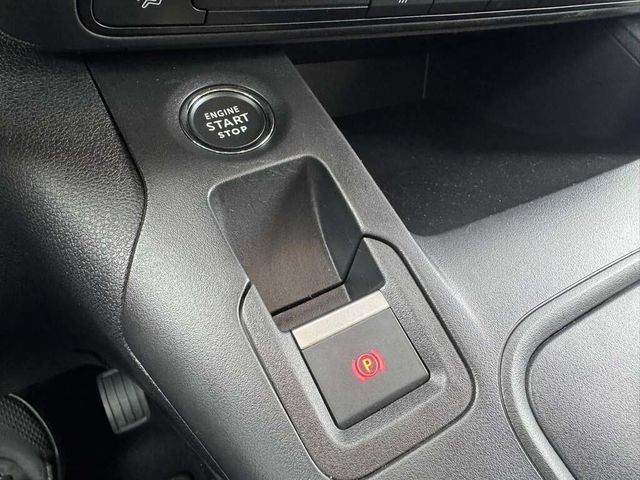 CITROEN雪鐵龍 BERLINGO  第6張相片