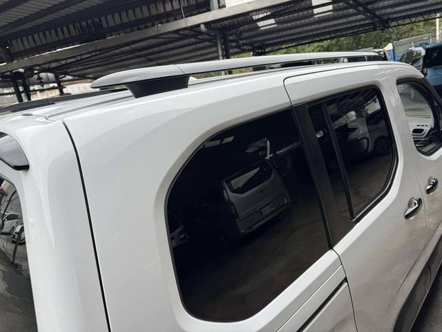 CITROEN雪鐵龍 BERLINGO  第11張相片