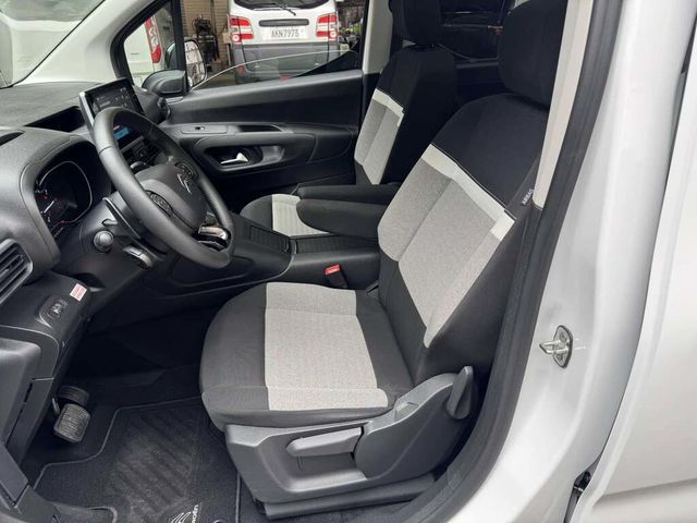 CITROEN雪鐵龍 BERLINGO  第14張相片