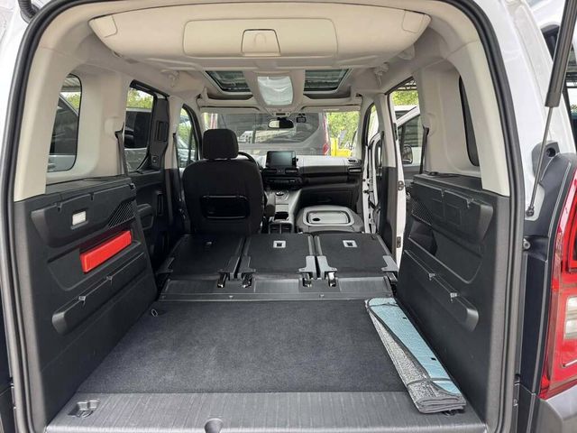 CITROEN雪鐵龍 BERLINGO  第19張相片