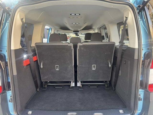 FORD福特 TOURNEO CONNECT  第9張相片