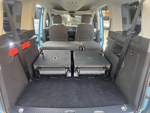 FORD福特 TOURNEO CONNECT  第17張相片