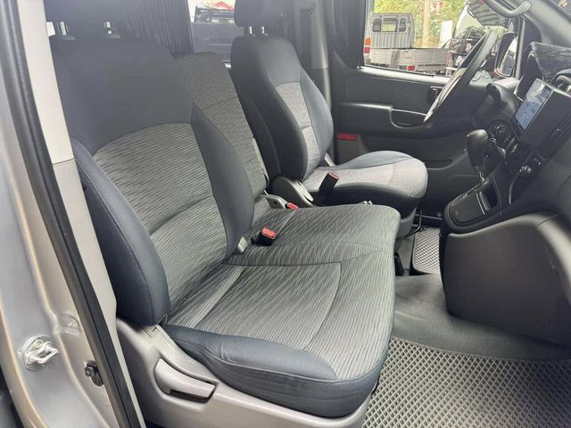 HYUNDAI現代 GRAND STAREX  第13張相片