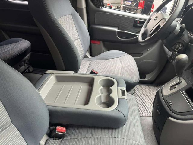 HYUNDAI現代 GRAND STAREX  第17張相片