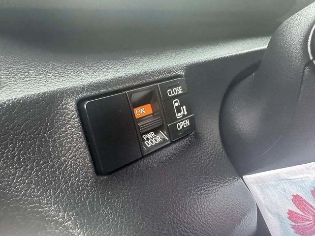 TOYOTA豐田 SIENTA  第9張相片