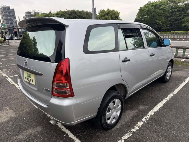 TOYOTA豐田 INNOVA  第5張相片