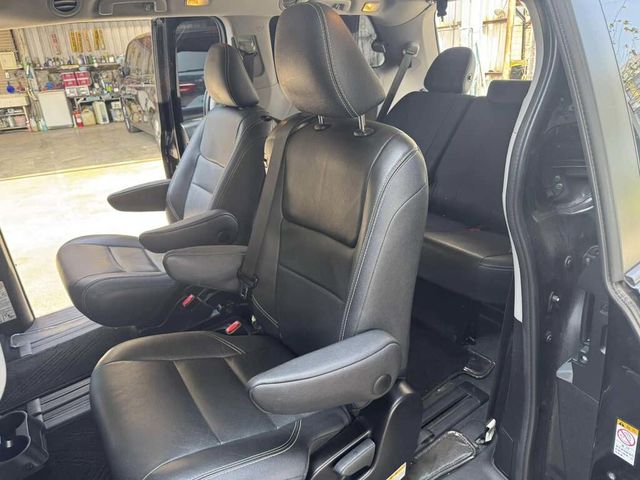 TOYOTA豐田 SIENNA  第11張相片