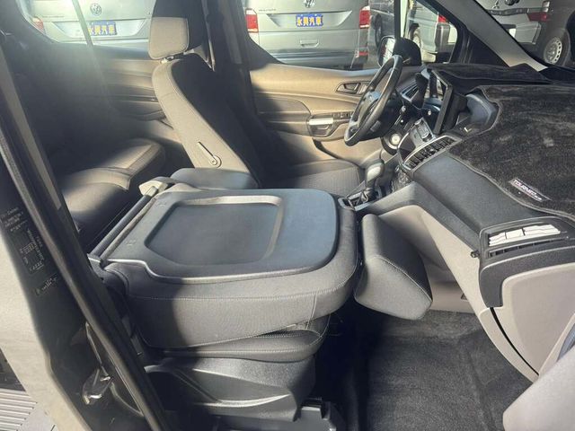 FORD福特 TOURNEO CONNECT  第7張相片