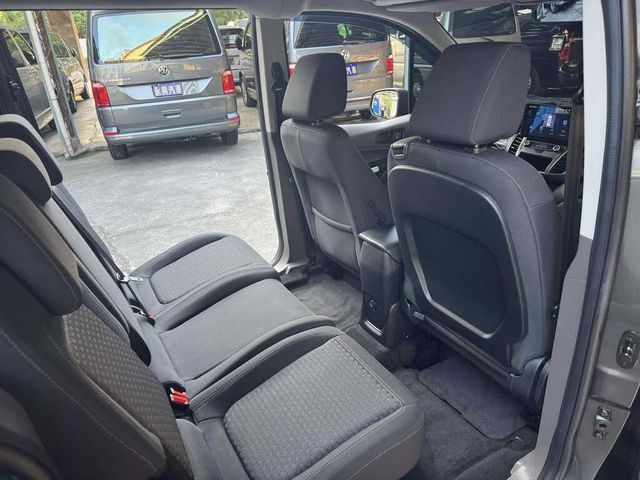 FORD福特 TOURNEO CONNECT  第9張相片