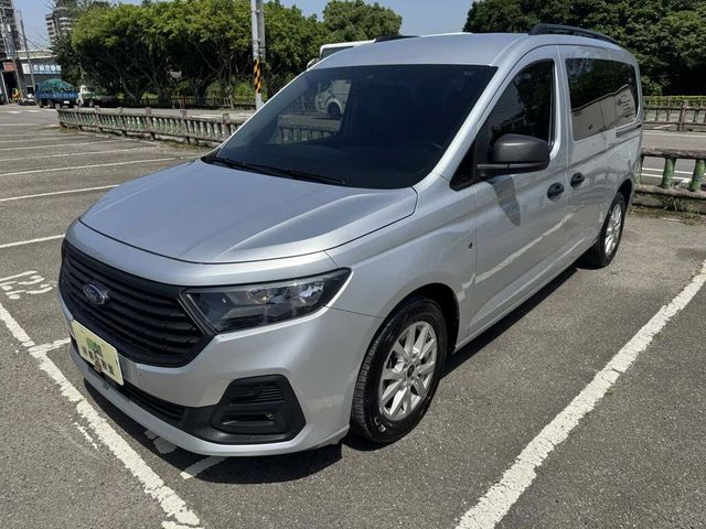 FORD福特 TOURNEO CONNECT  第1張相片