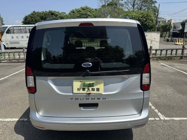 FORD福特 TOURNEO CONNECT  第4張相片