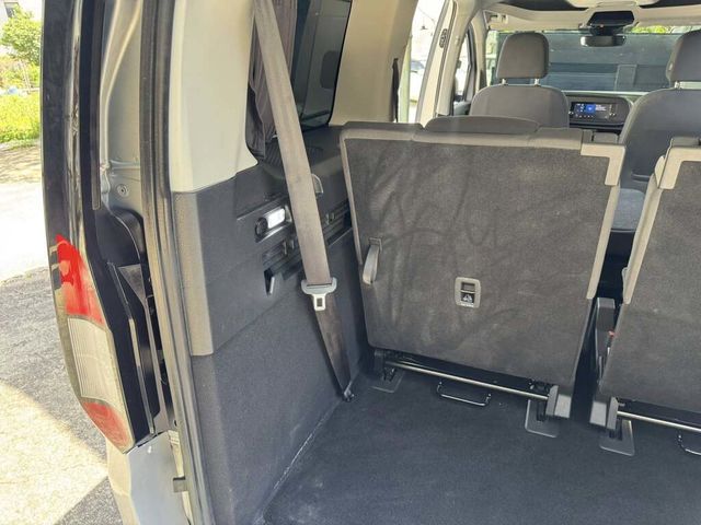 FORD福特 TOURNEO CONNECT  第17張相片