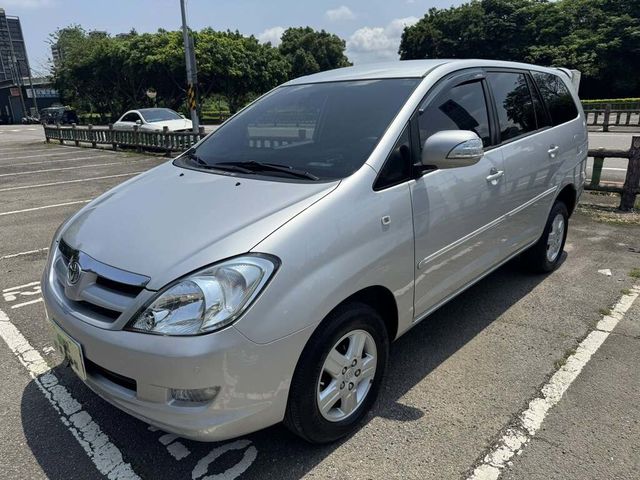 TOYOTA豐田 INNOVA  第1張相片