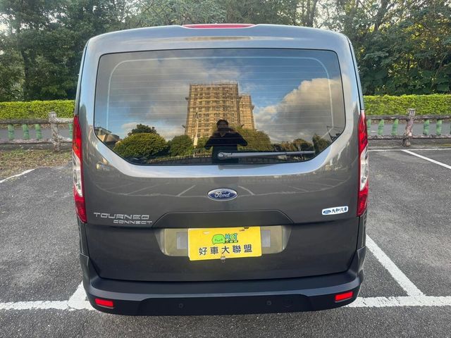 FORD福特 TOURNEO CONNECT  第2張相片